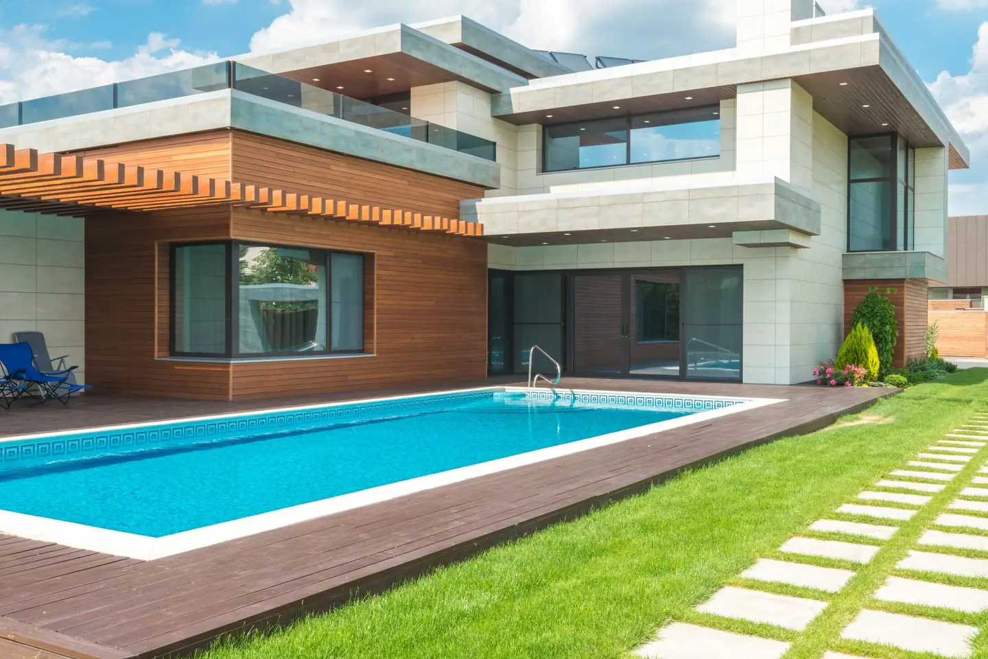 Swimming pool built in Noraville, NSW